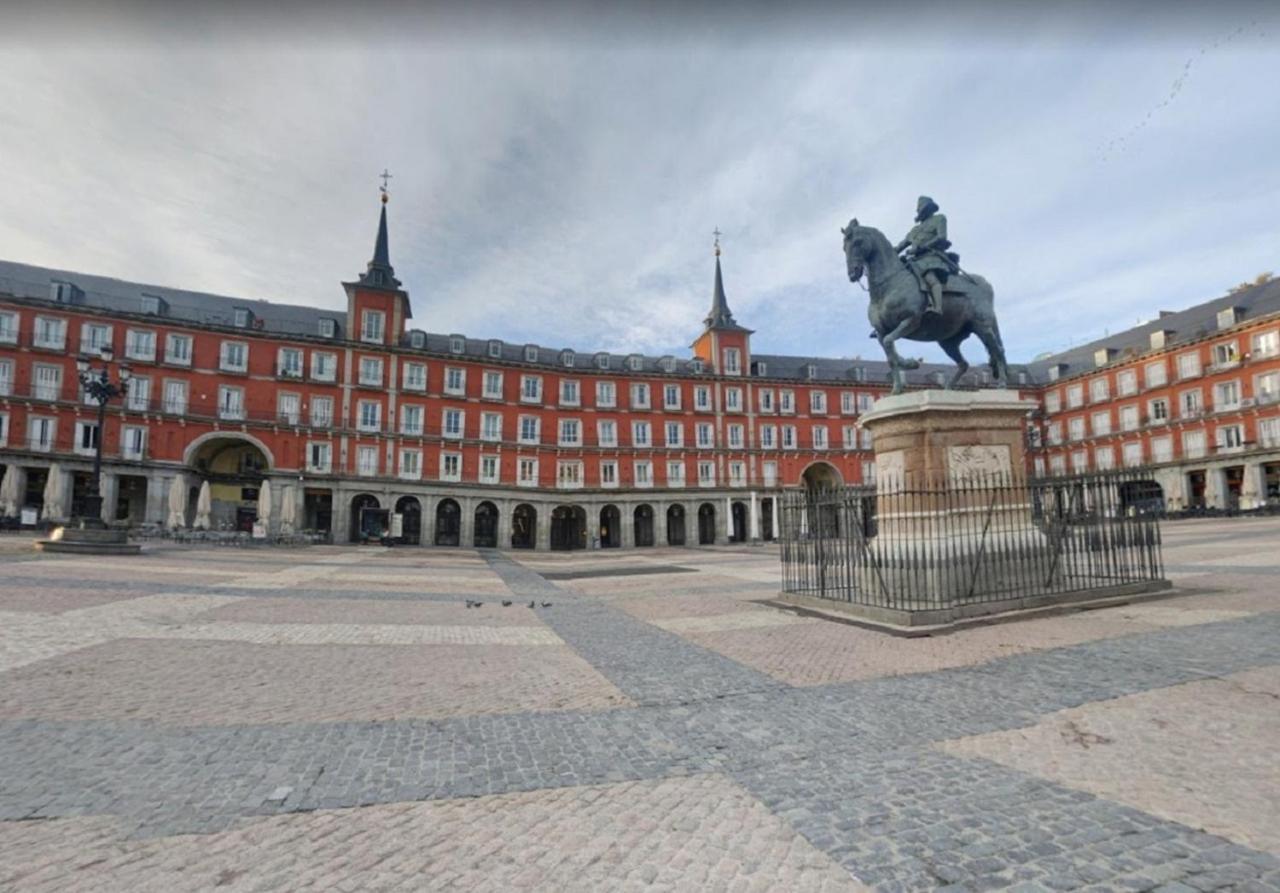 Apartamentos Torr Av America - Lopez De Hoyos - Chamartin マドリード エクステリア 写真