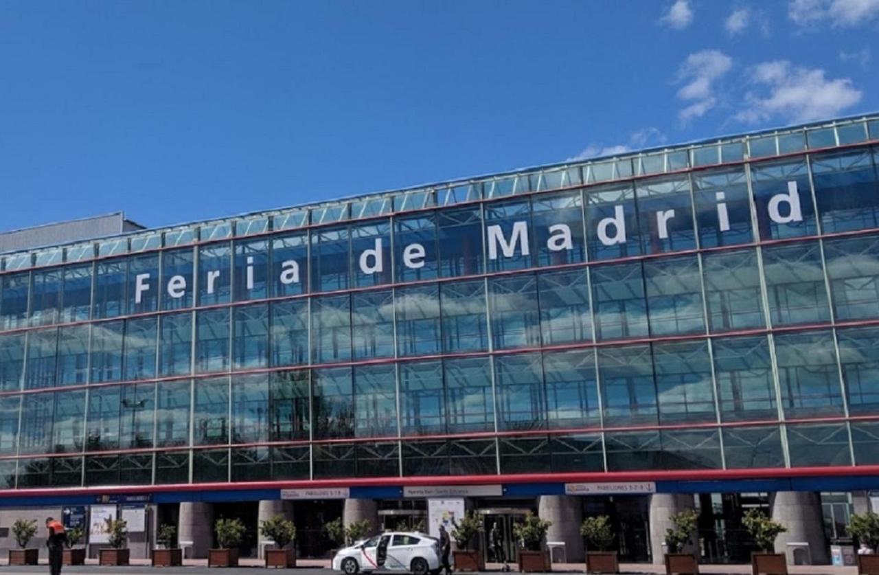 Apartamentos Torr Av America - Lopez De Hoyos - Chamartin マドリード エクステリア 写真