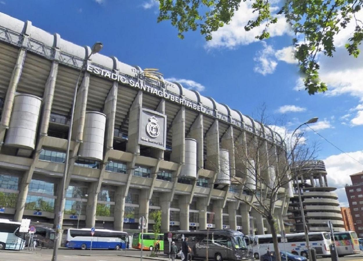 Apartamentos Torr Av America - Lopez De Hoyos - Chamartin マドリード エクステリア 写真