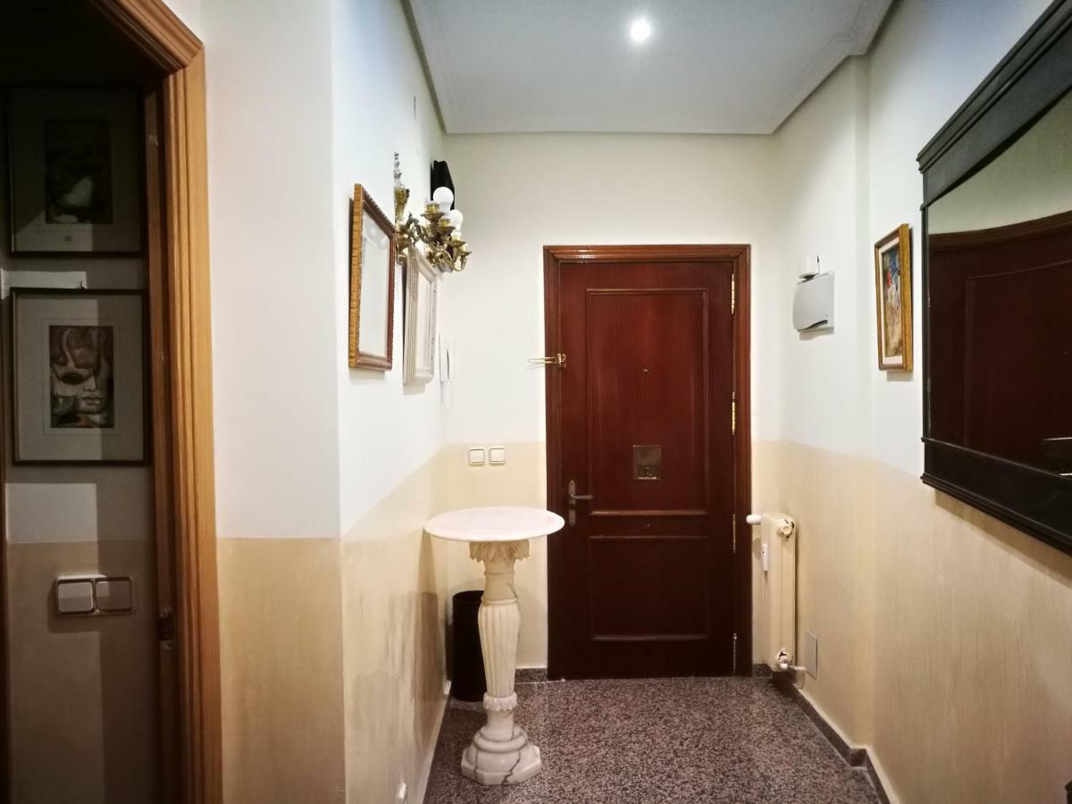 Apartamentos Torr Av America - Lopez De Hoyos - Chamartin マドリード エクステリア 写真