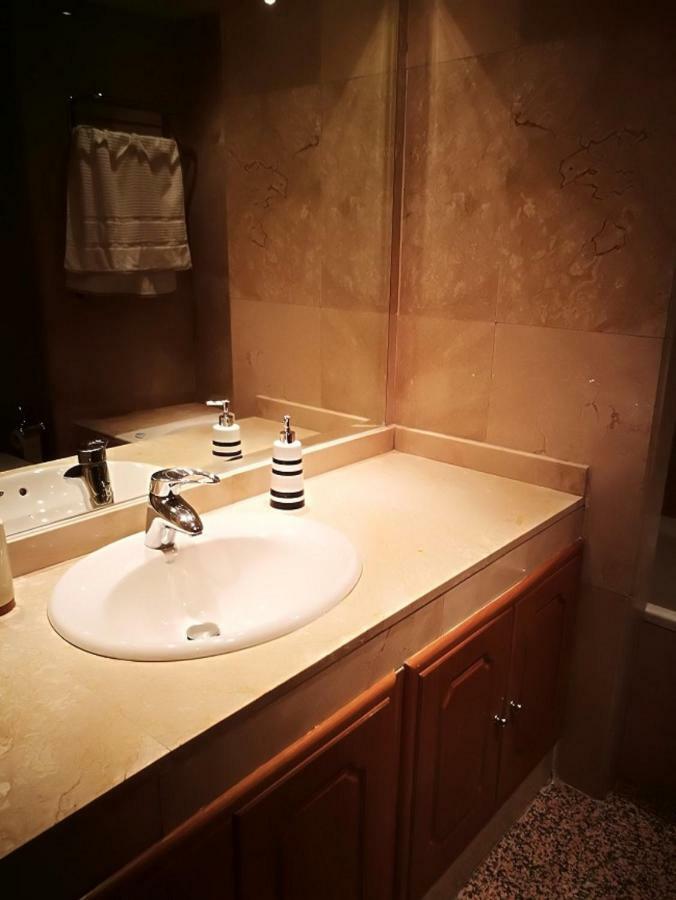 Apartamentos Torr Av America - Lopez De Hoyos - Chamartin マドリード エクステリア 写真