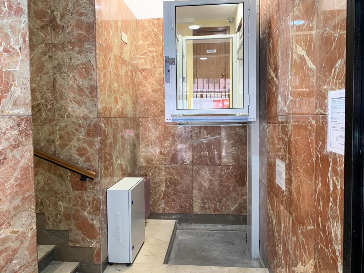 Apartamentos Torr Av America - Lopez De Hoyos - Chamartin マドリード エクステリア 写真