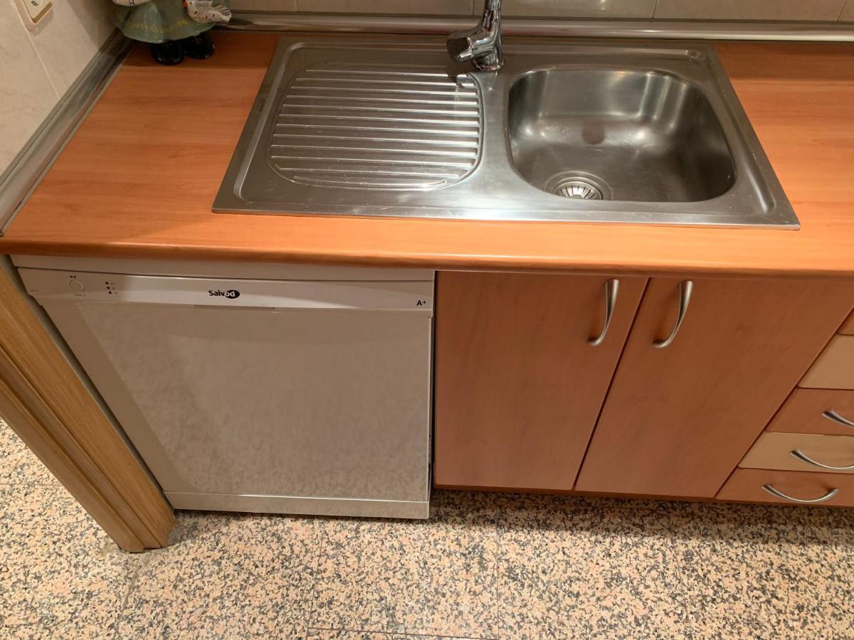 Apartamentos Torr Av America - Lopez De Hoyos - Chamartin マドリード エクステリア 写真